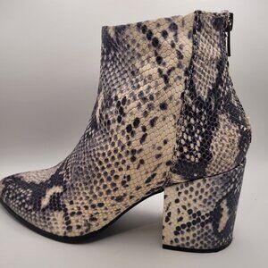 Steve Madden Women's Snakeskin Print Ankle Zip Block Heel Bootie Size 9